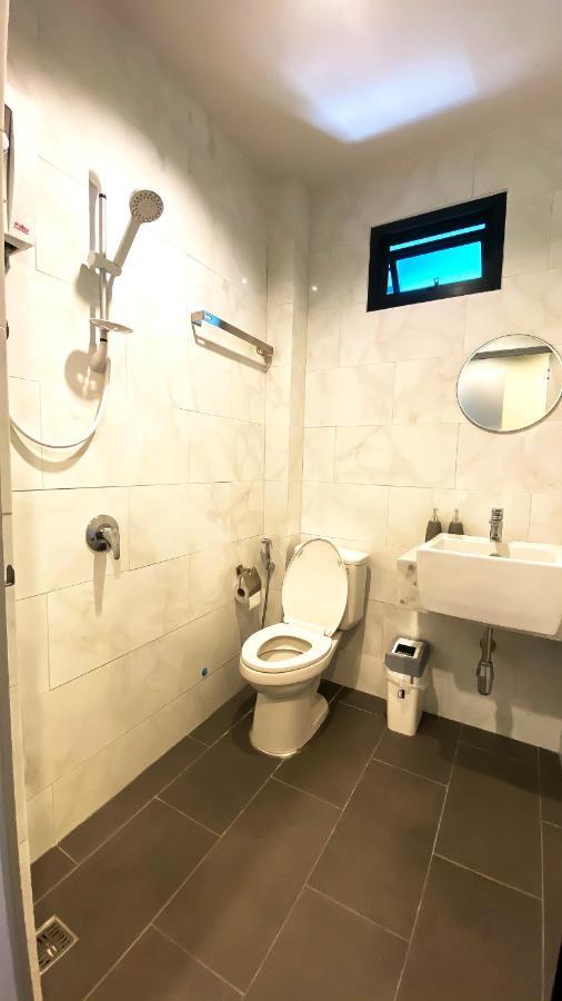 Hostel Capzule Bed Phuket Exterior foto